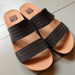 Reef waterproof Black and Tan Sandals